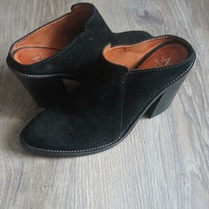 Aquatilia Suede Mules (Blk) A-1